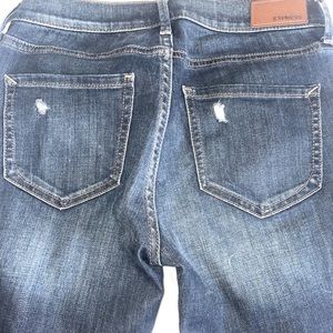 Womens jean skinny/leggings with functional pockets. Almost new!